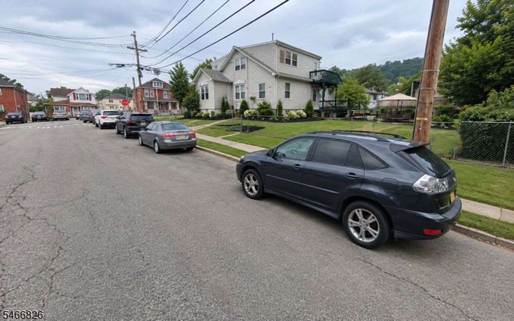 428 Preakness Ave, Paterson City, NJ 07502 — photo 2