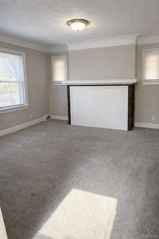 15778 Indiana Street, Detroit, MI 48238