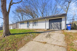 5910 N Park Avenue, Gladstone, MO 64118