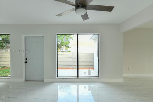 1231 NW 68th St 1231, Miami, FL 33147