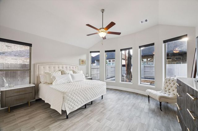 5016 Blooming Hibiscus Lane, Manvel, TX 77578