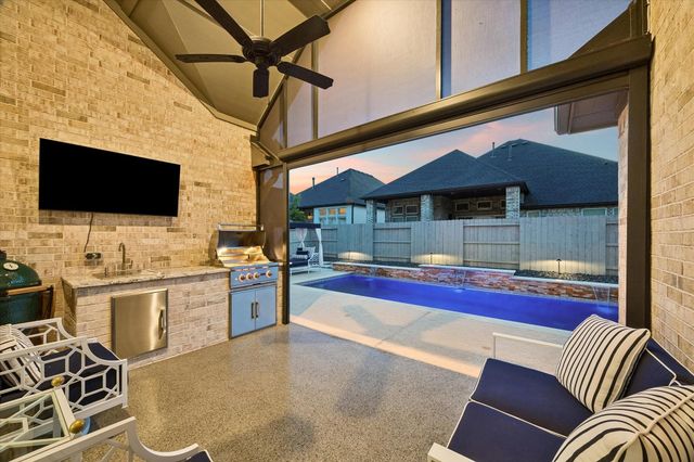 5016 Blooming Hibiscus Lane, Manvel, TX 77578