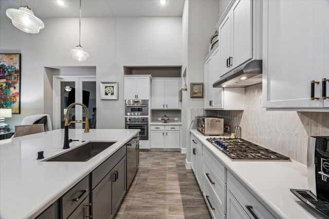 5016 Blooming Hibiscus Lane, Manvel, TX 77578