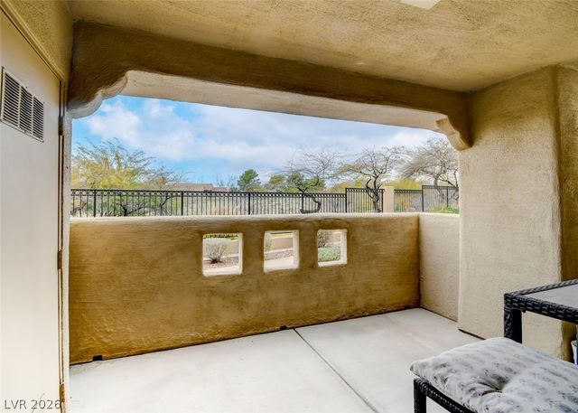 1900 Villa Palms Court 102, Las Vegas, NV 89128