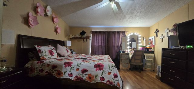 2089 Vz County Road 3502, Wills Point, TX 75169