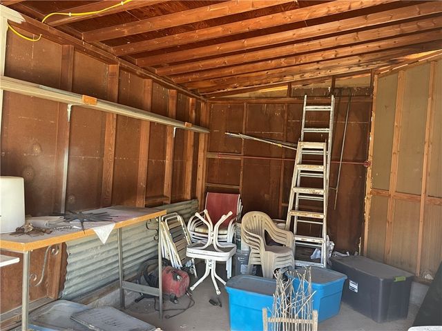 2405 N Clack Canyon Road, Kingman, AZ 86409