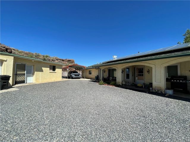 2405 N Clack Canyon Road, Kingman, AZ 86409