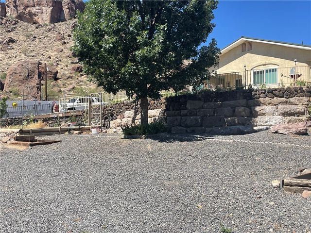 2405 N Clack Canyon Road, Kingman, AZ 86409