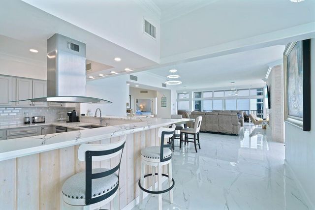 950 E Hwy 98 6081, Destin, FL 32541