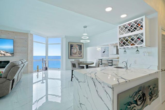 950 E Hwy 98 6081, Destin, FL 32541