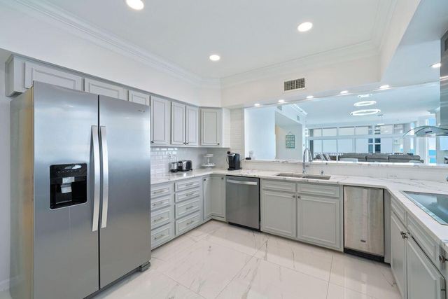 950 E Hwy 98 6081, Destin, FL 32541