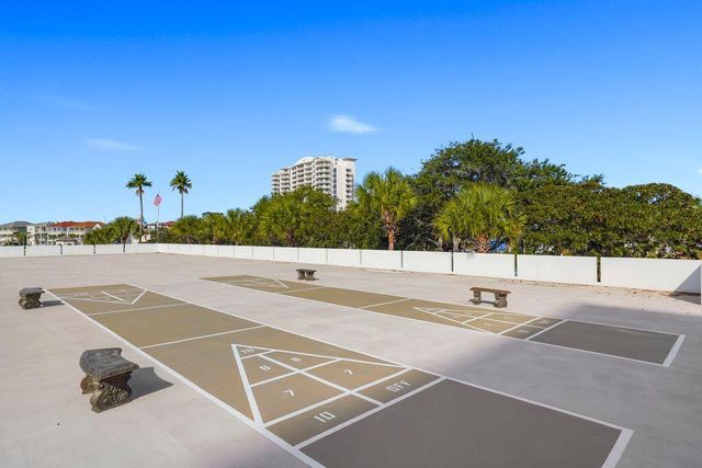 950 E Hwy 98 6081, Destin, FL 32541