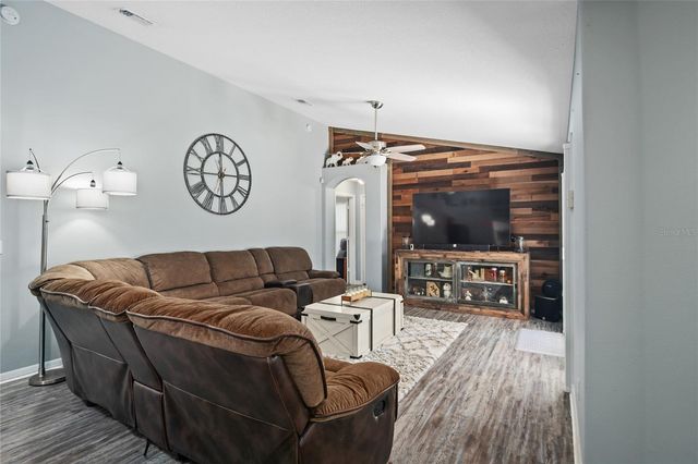 14126 GREATER PINES BOULEVARD, Clermont, FL 34711