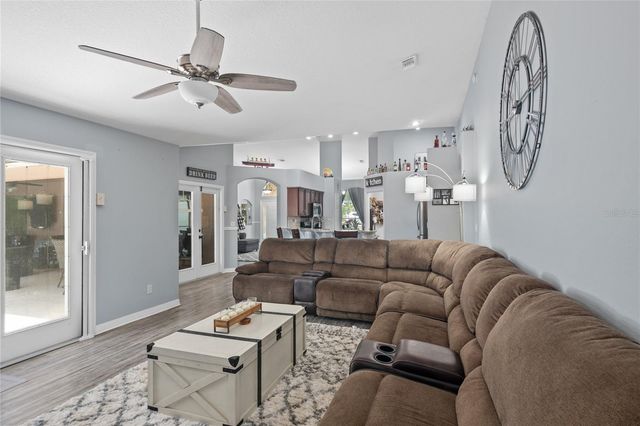 14126 GREATER PINES BOULEVARD, Clermont, FL 34711