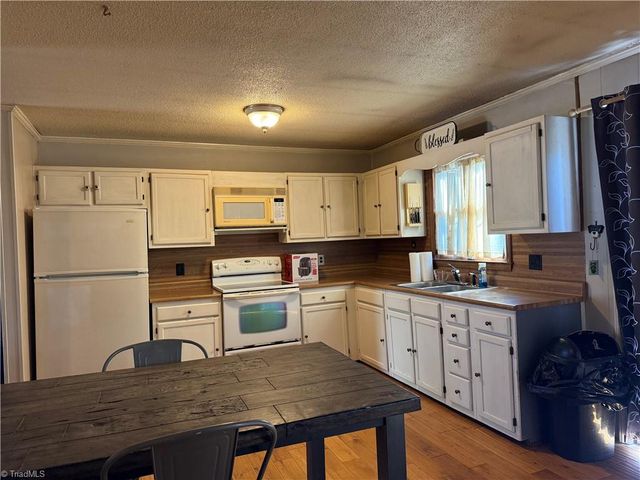 4151 Valley Ridge Drive, Trinity, NC 27370