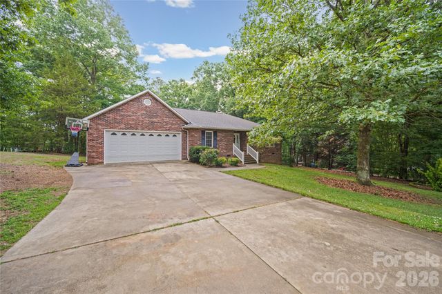 2920 Noritake Trail, Albemarle, NC 28001