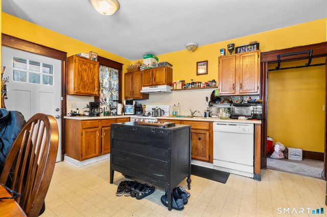 33 Kenney Street, Bristol, CT 06010