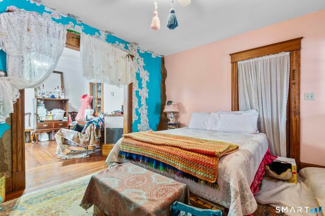 33 Kenney Street, Bristol, CT 06010