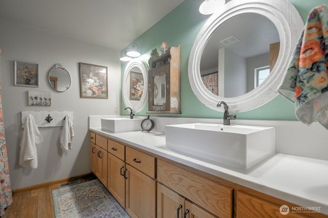 5547 125th Lane SW, Olympia, WA 98512