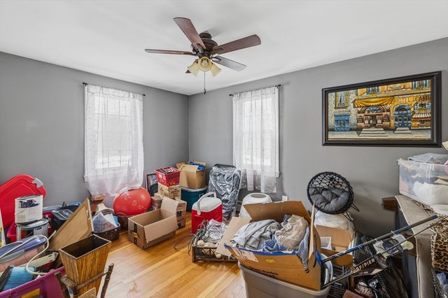 51 Newton St, Westport, MA 02790