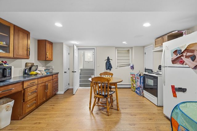 51 Newton St, Westport, MA 02790
