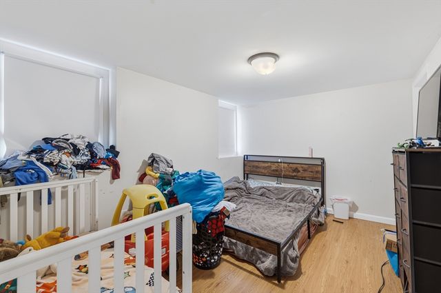 51 Newton St, Westport, MA 02790