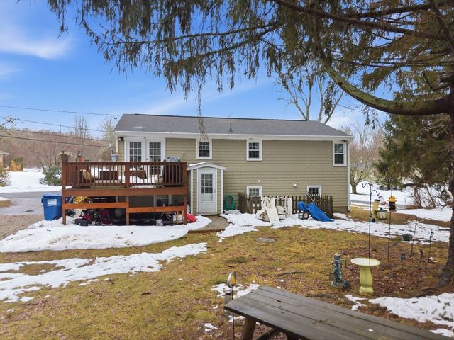 51 Newton St, Westport, MA 02790