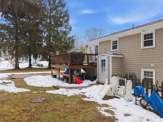 51 Newton St, Westport, MA 02790