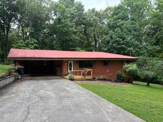 1960 Peach Orchard Hill Road NE, Cleveland, TN 37323