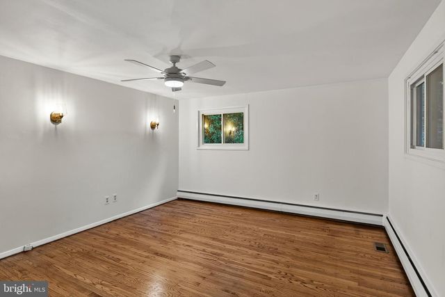 905 RIDLEY CREEK DR, Media, PA 19063
