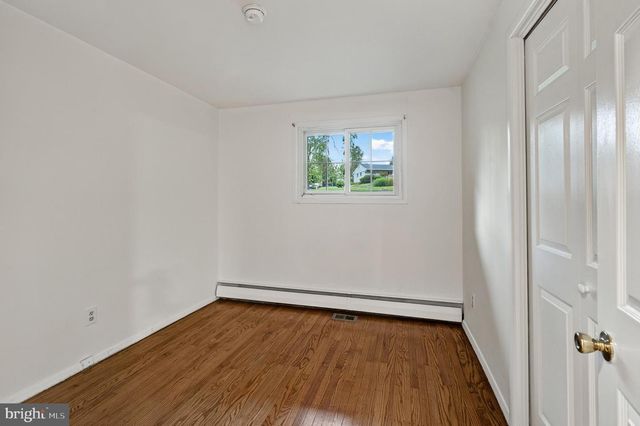 905 RIDLEY CREEK DR, Media, PA 19063