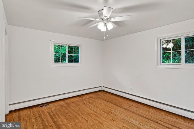 905 RIDLEY CREEK DR, Media, PA 19063