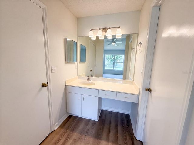 923 OXFORD PARK DRIVE 81, Sun City Center, FL 33573