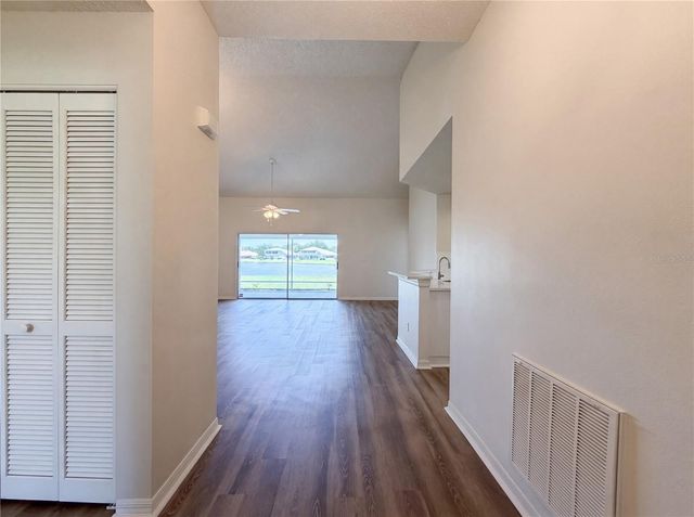 923 OXFORD PARK DRIVE 81, Sun City Center, FL 33573