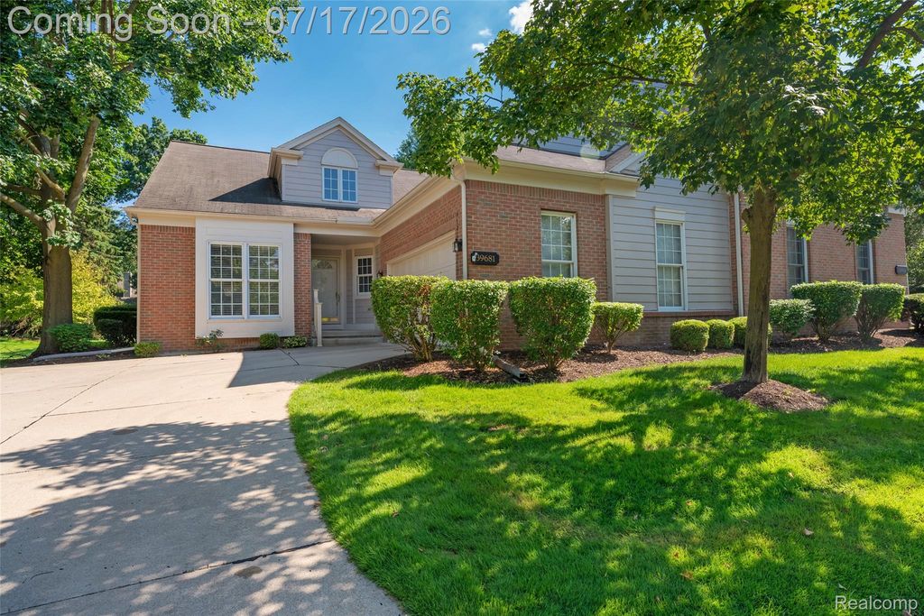 39681 Muirfield Lane, Northville Township, MI 48168