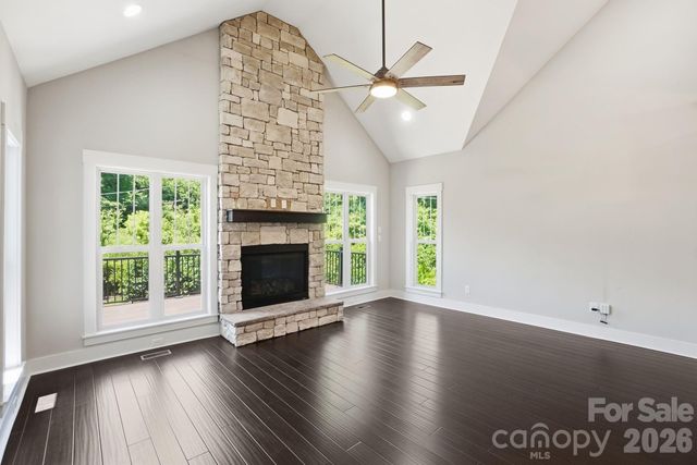 740 Seldon Drive, Charlotte, NC 28216
