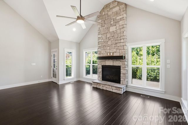 740 Seldon Drive, Charlotte, NC 28216