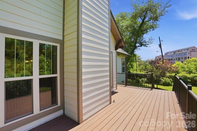 740 Seldon Drive, Charlotte, NC 28216