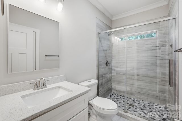 740 Seldon Drive, Charlotte, NC 28216