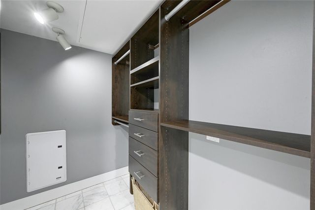 300 Bowie ST 2301, Austin, TX 78703