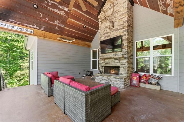 650 Old Steele Hollow, Dahlonega, GA 30533