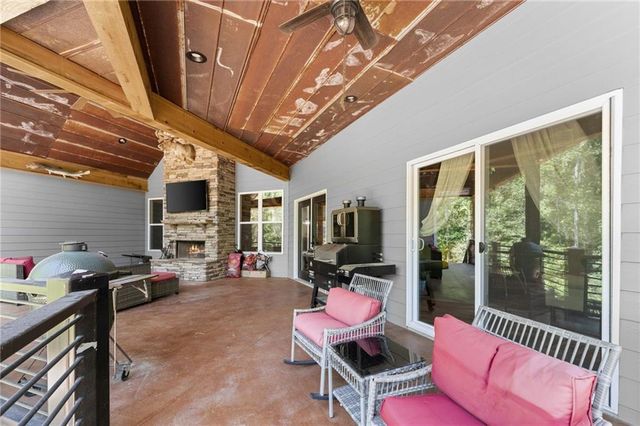 650 Old Steele Hollow, Dahlonega, GA 30533