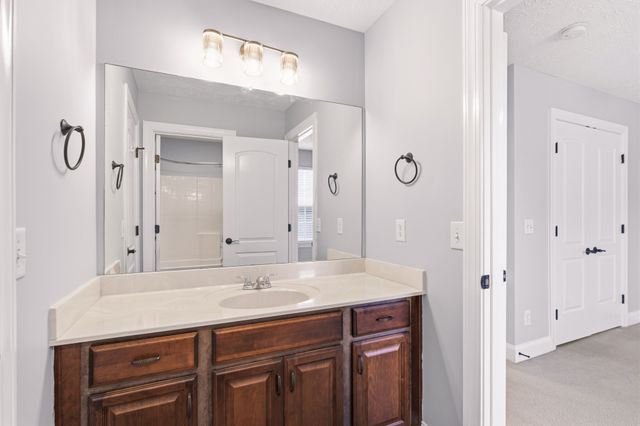 5668 Deer Valley Trl, Antioch, TN 37013