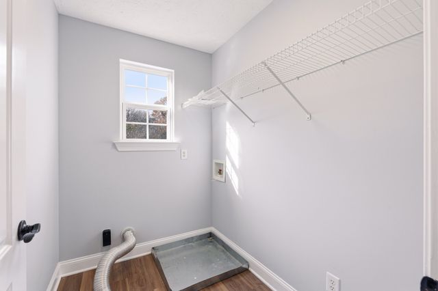 5668 Deer Valley Trl, Antioch, TN 37013