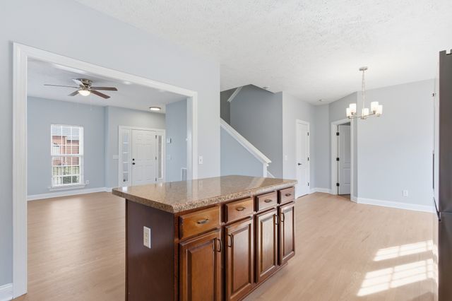 5668 Deer Valley Trl, Antioch, TN 37013