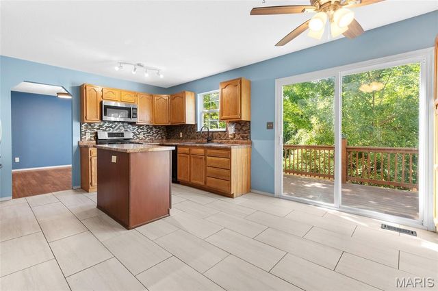 908 Southwind Court, Collinsville, IL 62234