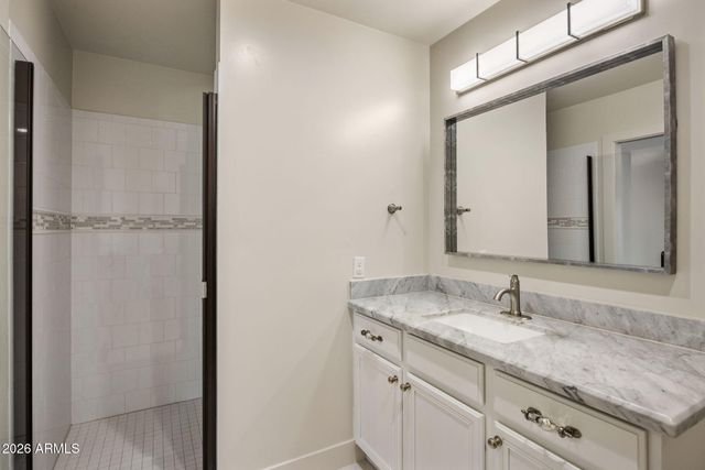 4713 E CALLE REDONDA --, Phoenix, AZ 85018