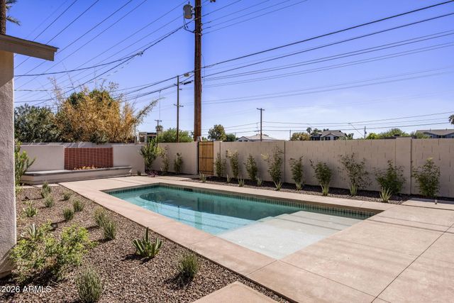 4713 E CALLE REDONDA --, Phoenix, AZ 85018