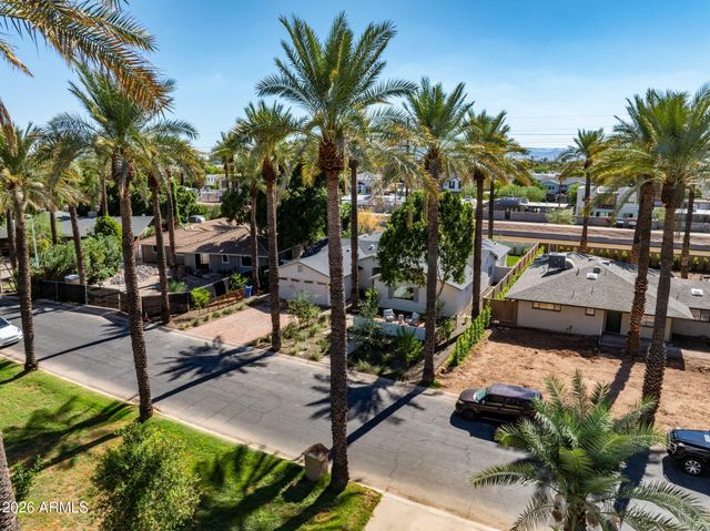 4713 E CALLE REDONDA --, Phoenix, AZ 85018