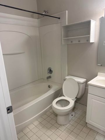 422 Essex Drive, Tallahassee, FL 32304